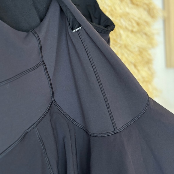 LULULEMON💎UNWORN💎COURT CRUSH DRESS✨Everlux tennis dress & short✨BLACK💎size 4 - Picture 7 of 16